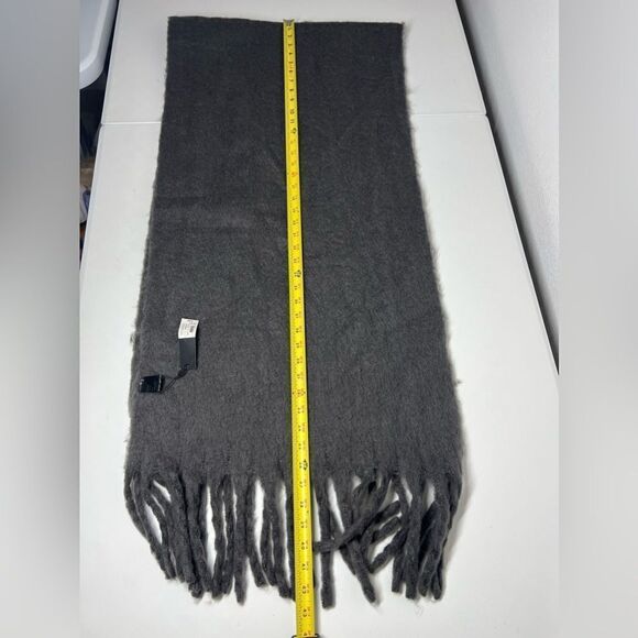 J. Ferrar Women's Scarf Solid Grey Heather 19” X 75”  NWT - Picture 11 of 12